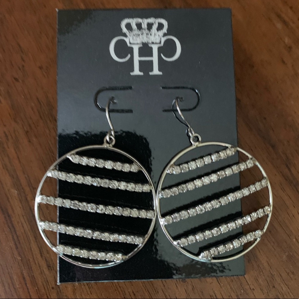 NWT silver circle rhinestone earrings